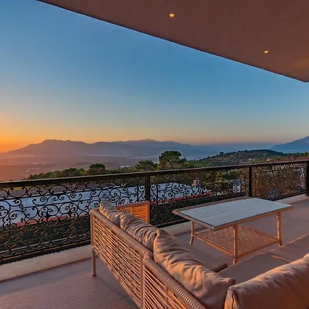 Dueses - Pools, Sauna, Turkish Bath, Magnificent View Kaş
