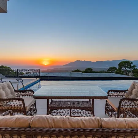 Dueses - Pools, Sauna, Turkish Bath, Magnificent View Villa